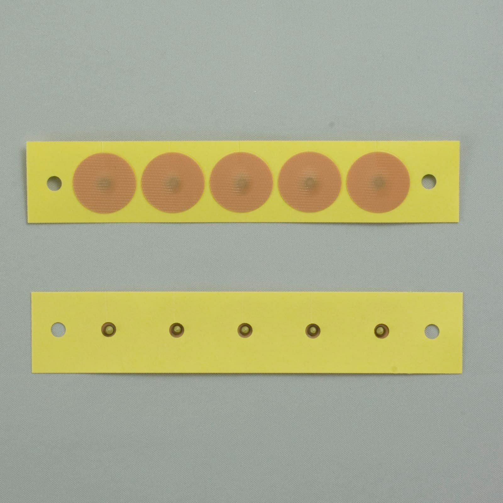 マグレイン円錐粒（肌色）750粒