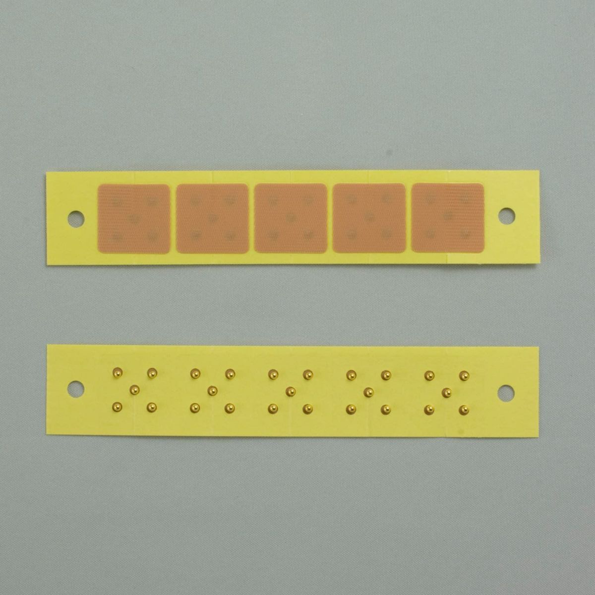 750枚   マグレインファイブ　金色粒（肌色）