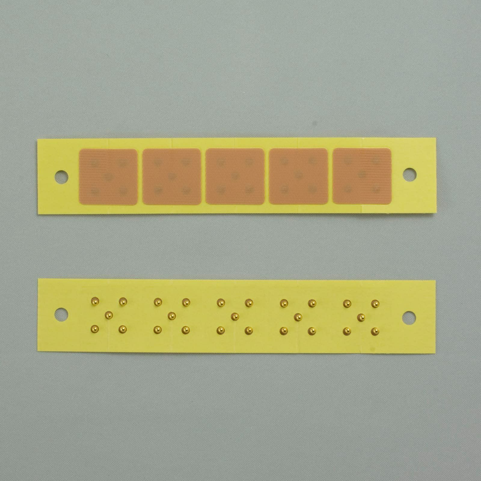 750枚   マグレインファイブ　金色粒（肌色）