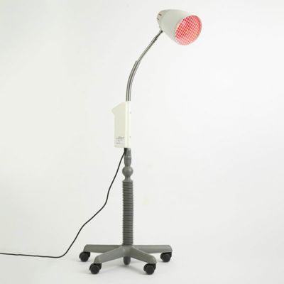 赤外線治療器 | トワテック